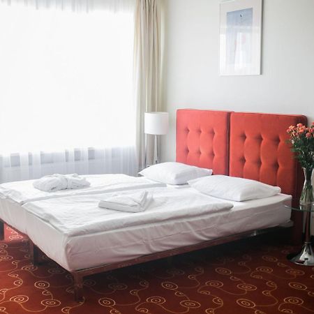 Hotel Dona Kaliningrad Ngoại thất bức ảnh